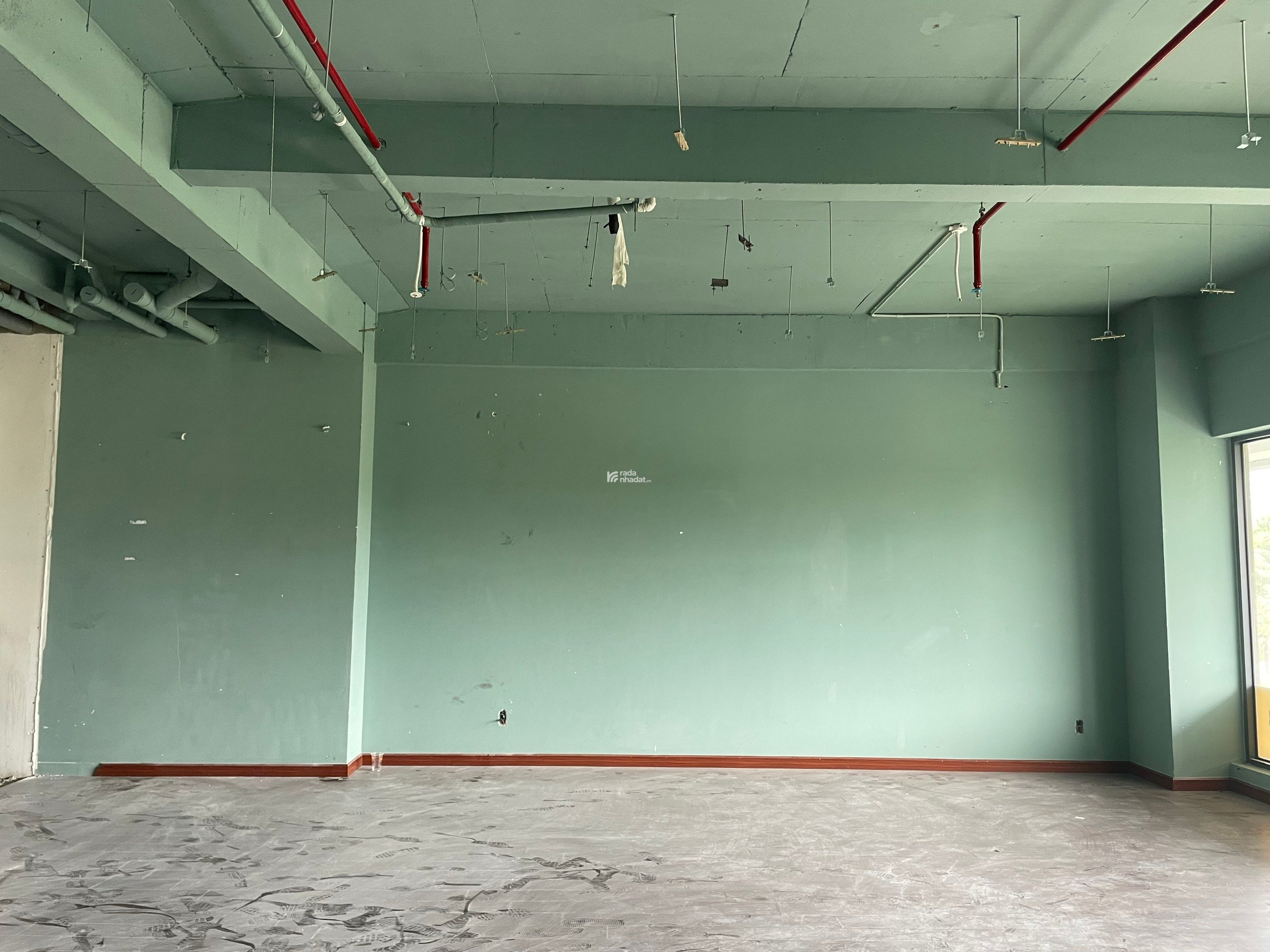 Cho thuê mặt bằng 100m2, Chung cư Nam Phúc 