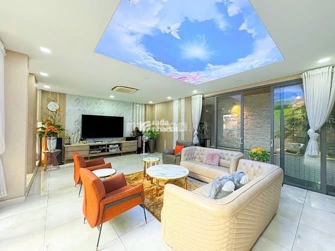 cần gả gấp em Lê Văn Huân, Tân Bình chỉ với 66tỷ. Dt 195m2. KC 6 tầng 