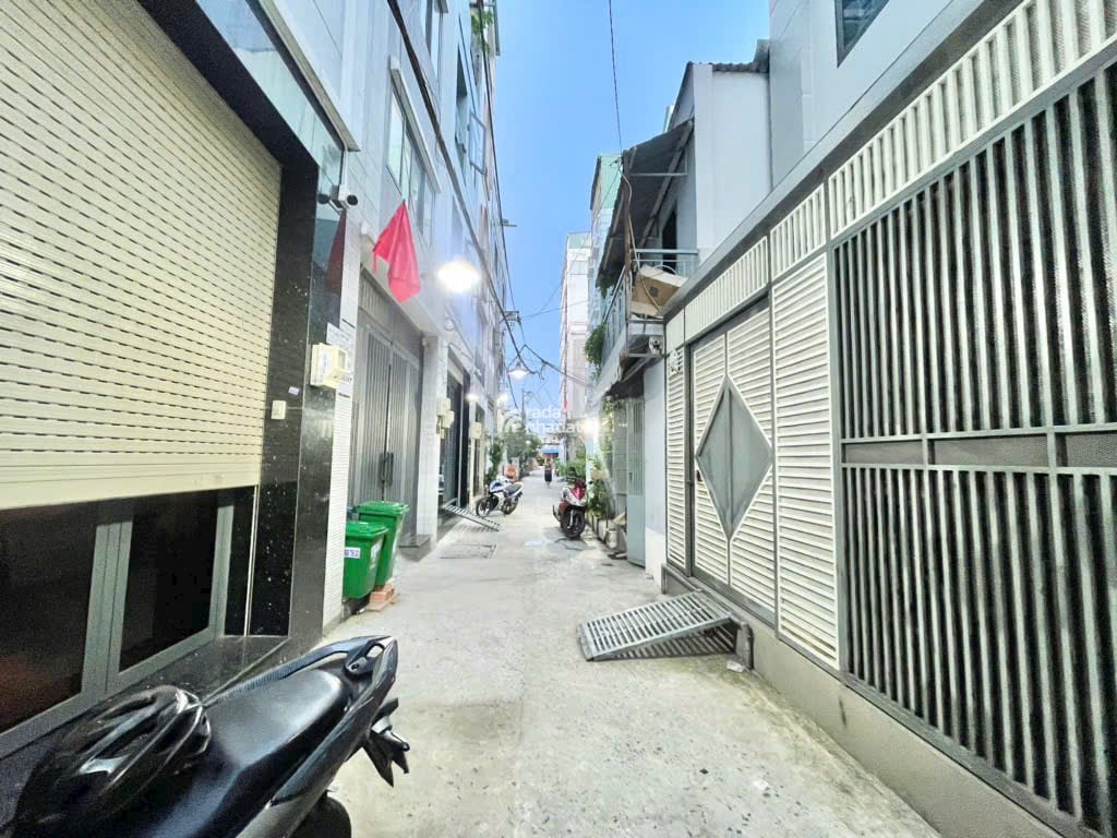 TỰ TIN ĐẸP NHẤT P25 BT LÚC NÀY - UNG VĂN KHIÊM - HXH - 80M 5 TẦNG THANG MÁY - 13 PHÒNG CAO CÂPS