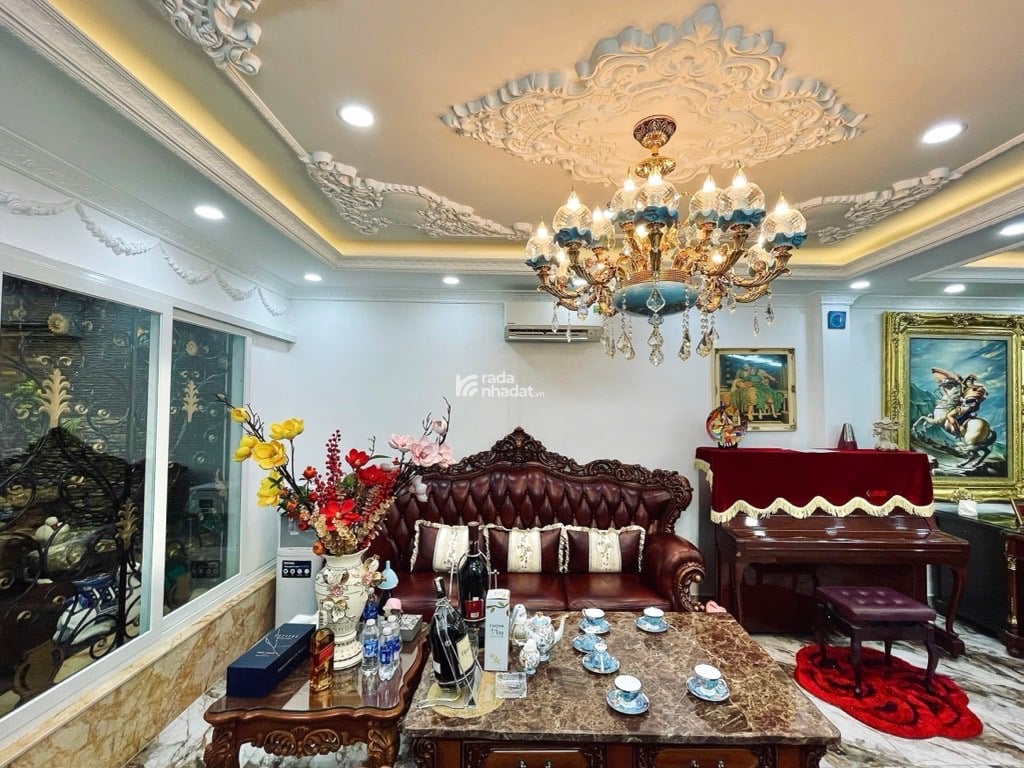 Siêu phẩm mặt tiền đường 3 Tháng 2 - 5 tầng kiểu Âu - hot Quận 10 cuối năm 2025