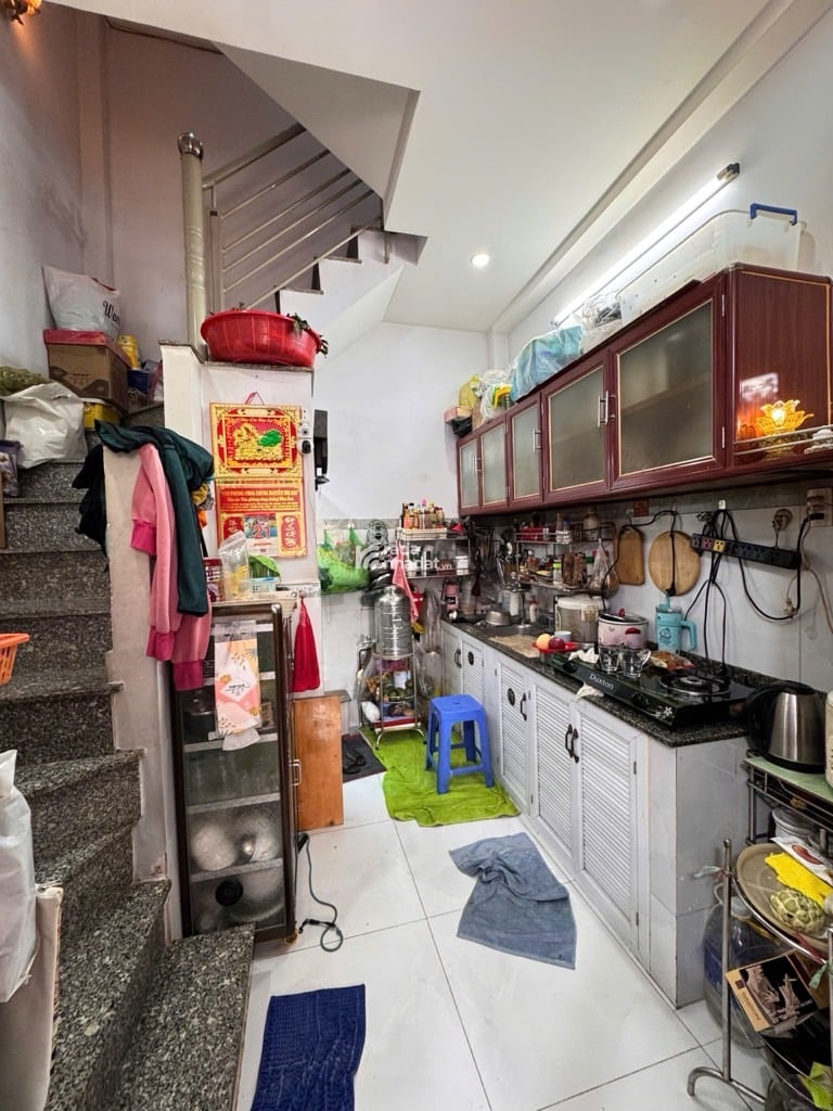 HẺM XE HƠI LÊ TRỌNG TẤN, TÂN PHÚ, CHUẨN 4 TẦNG BTCT HIẾM CÓ. GIẢM 550TR CHỈ 3.55T TL TỐT