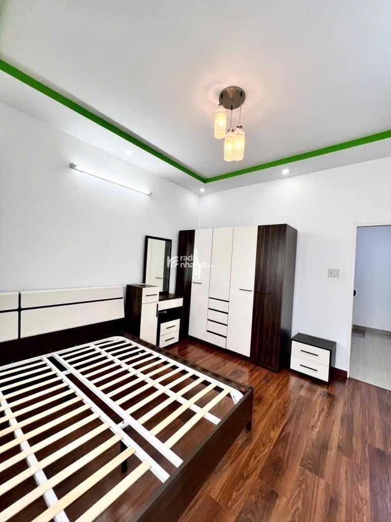 CHỦ CẦN BÁN GẤP NHÀ NGAY LÊ VĂN QUỚI -HẺM XE HƠI 