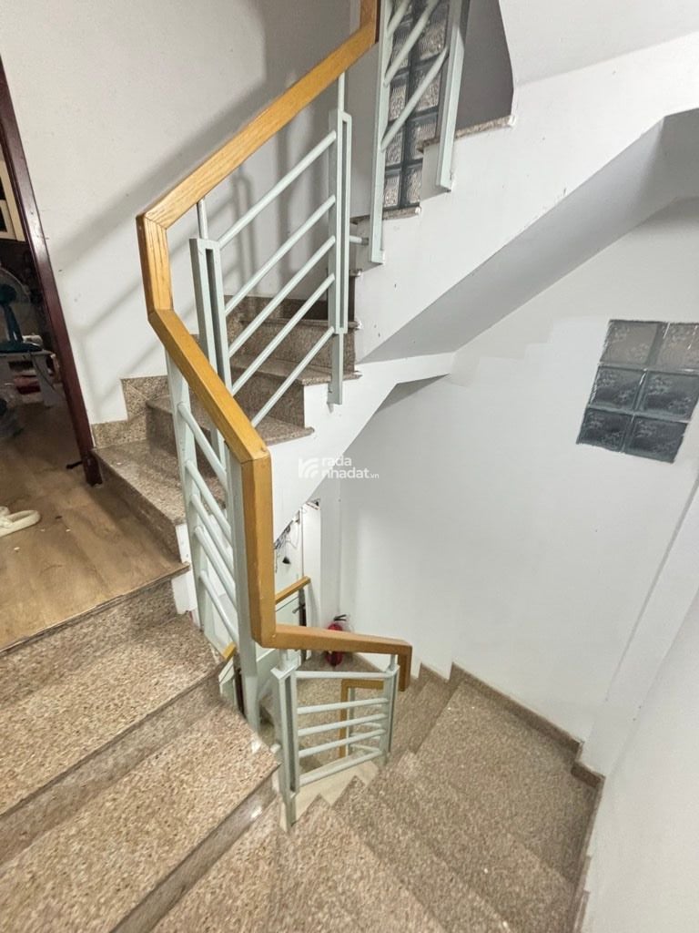 RẺ NHẤT CON ĐƯỜNG, HẺM XE HƠI CÙ LAO, PHÚ NHUẬN, 5 TẦNG MỚI Ở NGAY. GIẢM 350TR CHỈ CÒN 6.8T 