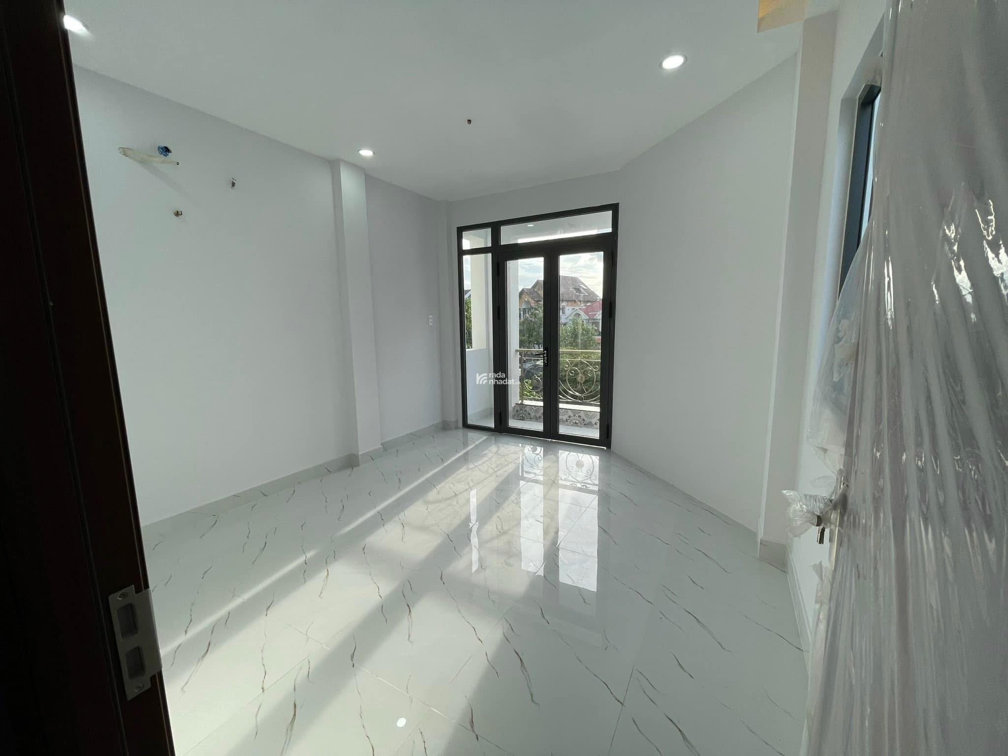 Nhà 5 Tầng - Nở Hậu - Ngay Công Viên Bông Sao - Chỉ 8.95 Tỷ TL