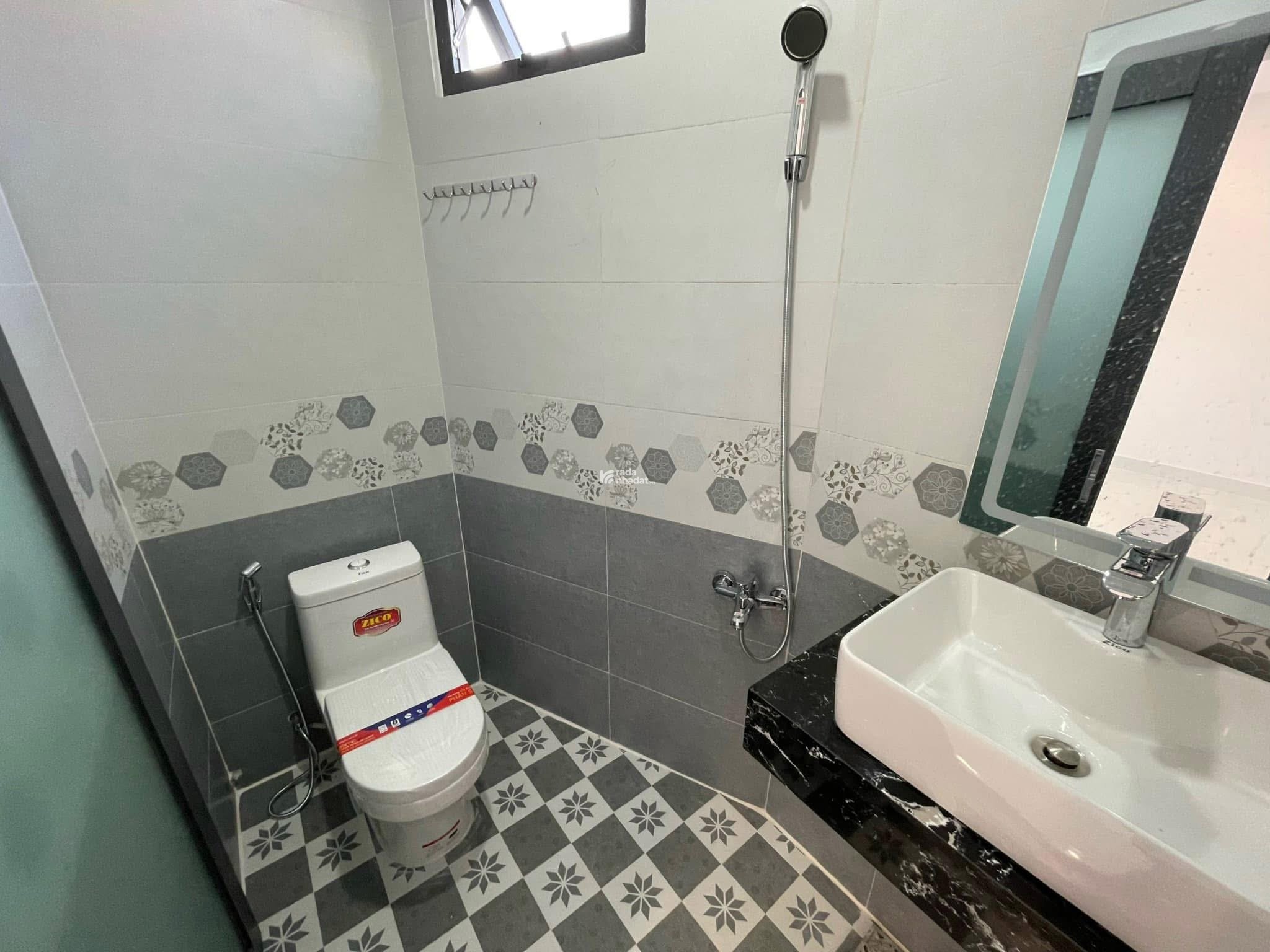 Nhà 5 Tầng - Nở Hậu - Ngay Công Viên Bông Sao - Chỉ 8.95 Tỷ TL