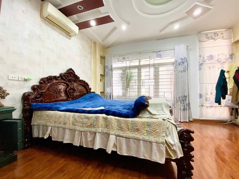 TRẦN THÁI TÔNG - NHÀ ĐẸP DÂN XÂY - 5 TẦNG 5 NGỦ 57M2 - Ô TÔ ĐỖ CỬA - SÂN RỘNG ĐỂ CHỤC XE