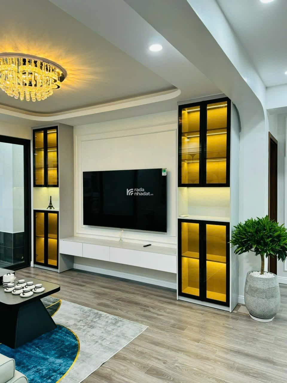 Chủ cần bán gấp chung cư Licogi 19 - tầng trung - 2 ngủ - lô góc thoáng sáng - tặng full nội thất