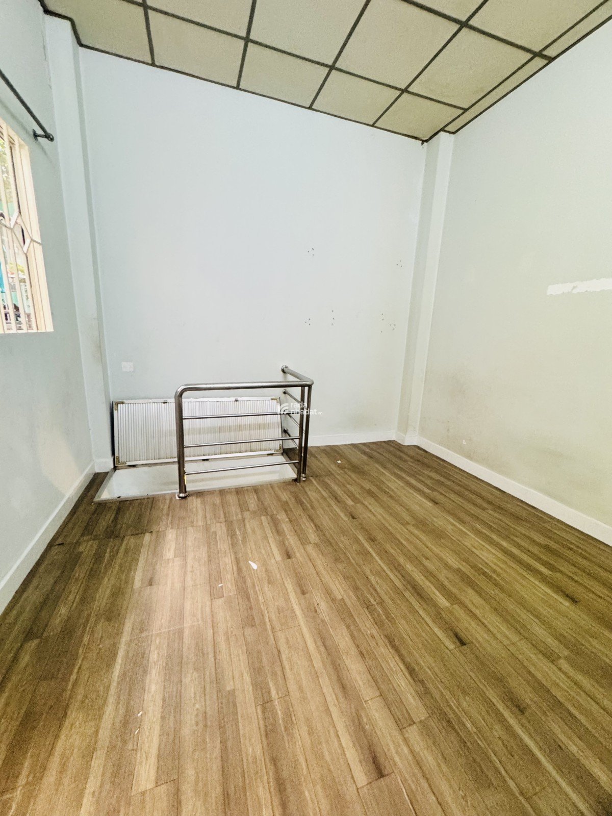 ĐIỆN BIÊN PHỦ - GẦN BÀN CỜ - 3 TẦNG Ở TỐT - CÁCH HẺM XE HƠI VÀI BƯỚC CHÂN - GIÁ 3.28 TỶ TL.