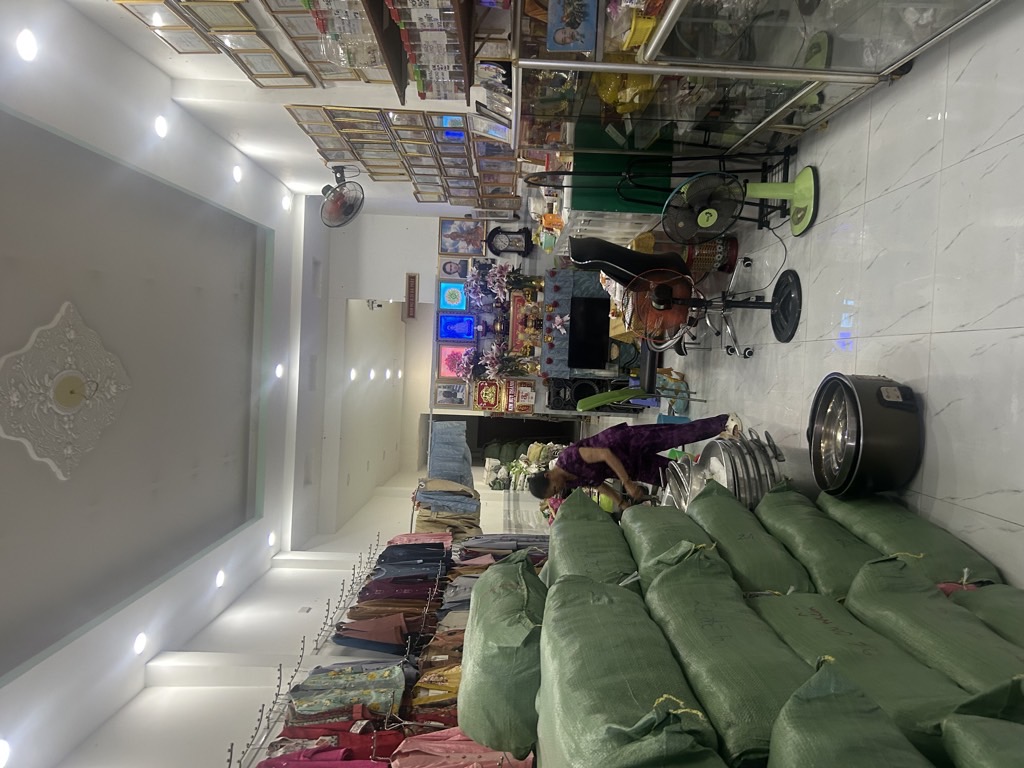 Mặt tiền nội bộ 110m2 ngay chợ Tân hương Tân Phú 