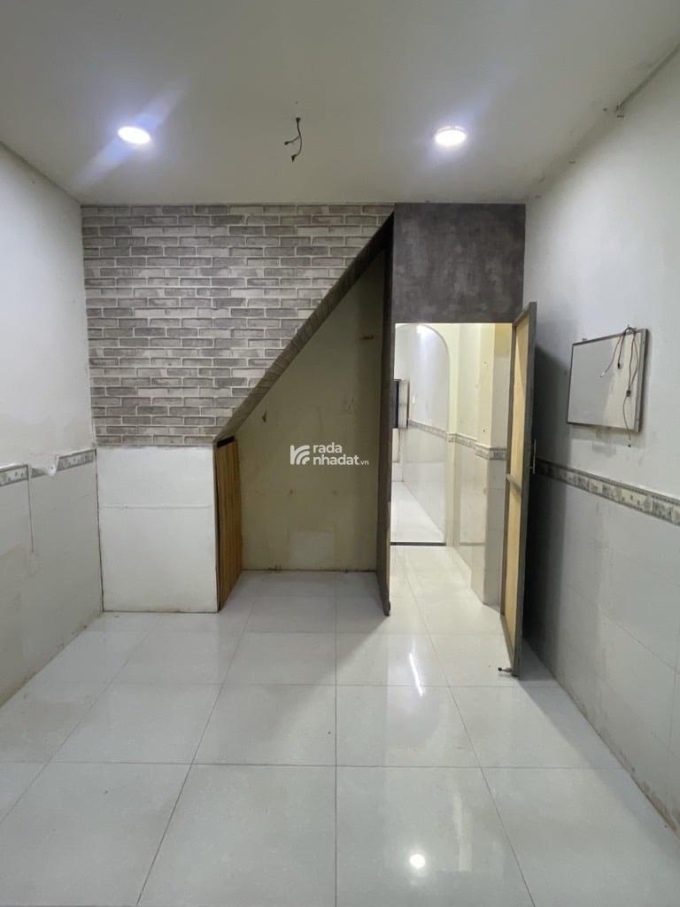 HẺM XE HƠI VIP 281 LÊ VĂN SỸ, TÂN BÌNH, 48M2 Ở NGAY. GIẢM 350TR CHỈ CÒN 8.35T TL 