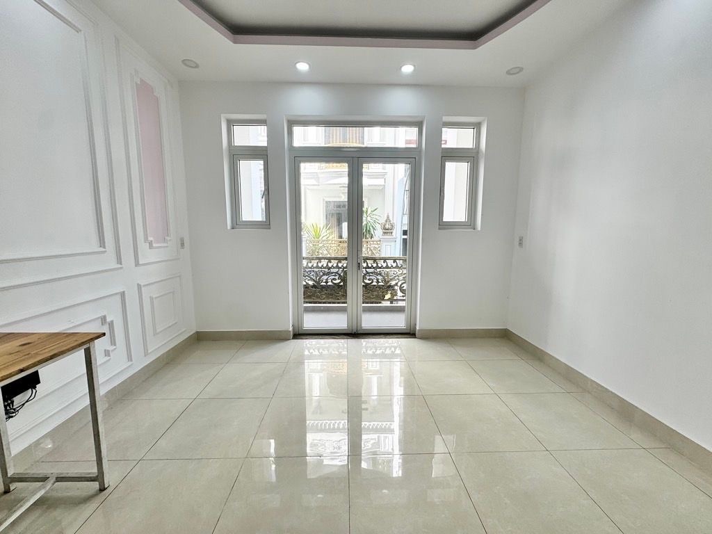 HIẾM 4TẦNG BTCT - KHU PHÂN LÔ ĐỒNG BỘ - 4PN - HẺM NHỰA 6M Ô TÔ THÔNG - 4X14