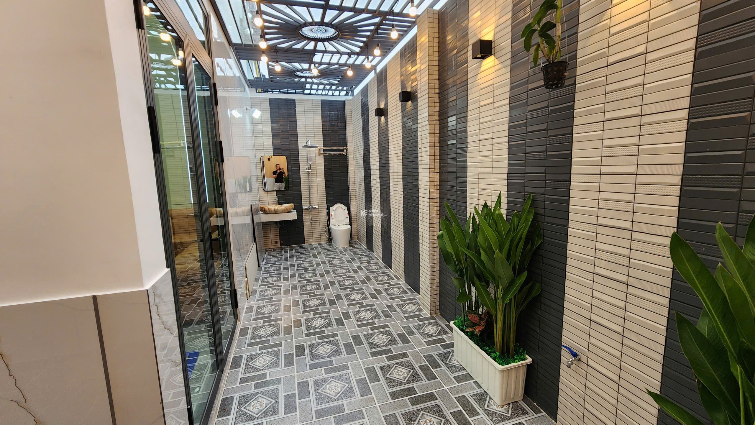 BIỆT THỰ PHỐ 8x20M - ĐẲNG CẤP LUXURY TẠI PHƯỜNG AN PHÚ ĐÔNG, Q12