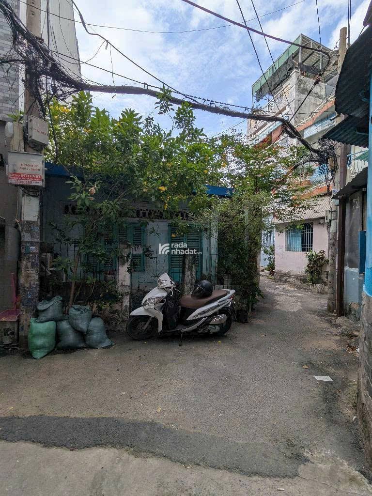 Lô góc hiếm có khó tìm nhà C4 1 sẹc ngay hông Q1,ngã 4 hàng Xanh 82M2 Nở Hậu Phát Lộc