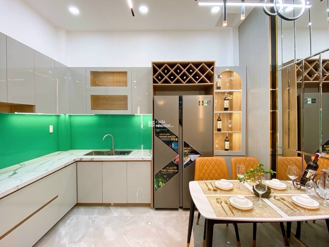 Bán nhà hẻm 6m giá 5 tỷ 850 triệu Nguyễn Biểu, P2, Quận 5 - Gần Đại Học Sài Gòn đang cho thuê 15tr