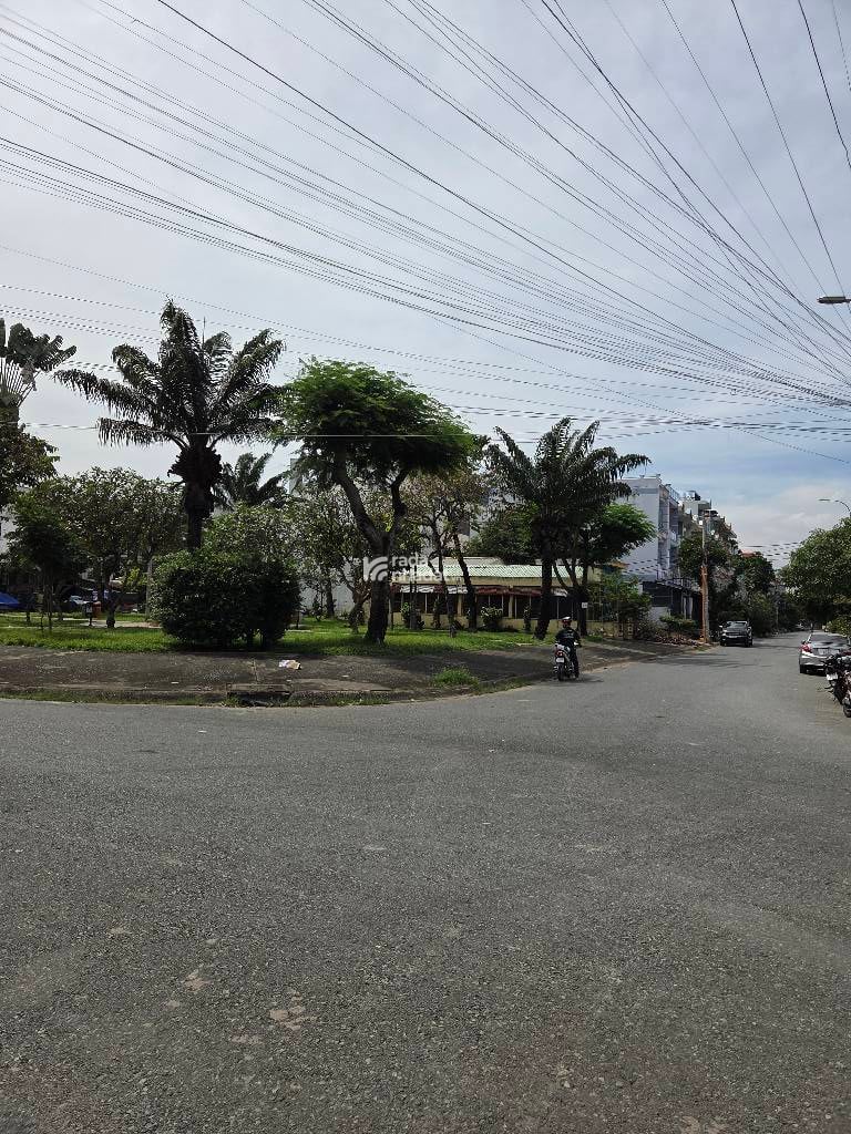 KDC ĐÁNG SỐNG - Đ. AN DƯƠNG VƯƠNG - Q.8 - 85M2- 3 TẦNG BTCT - NHỈNH 9 TỶ