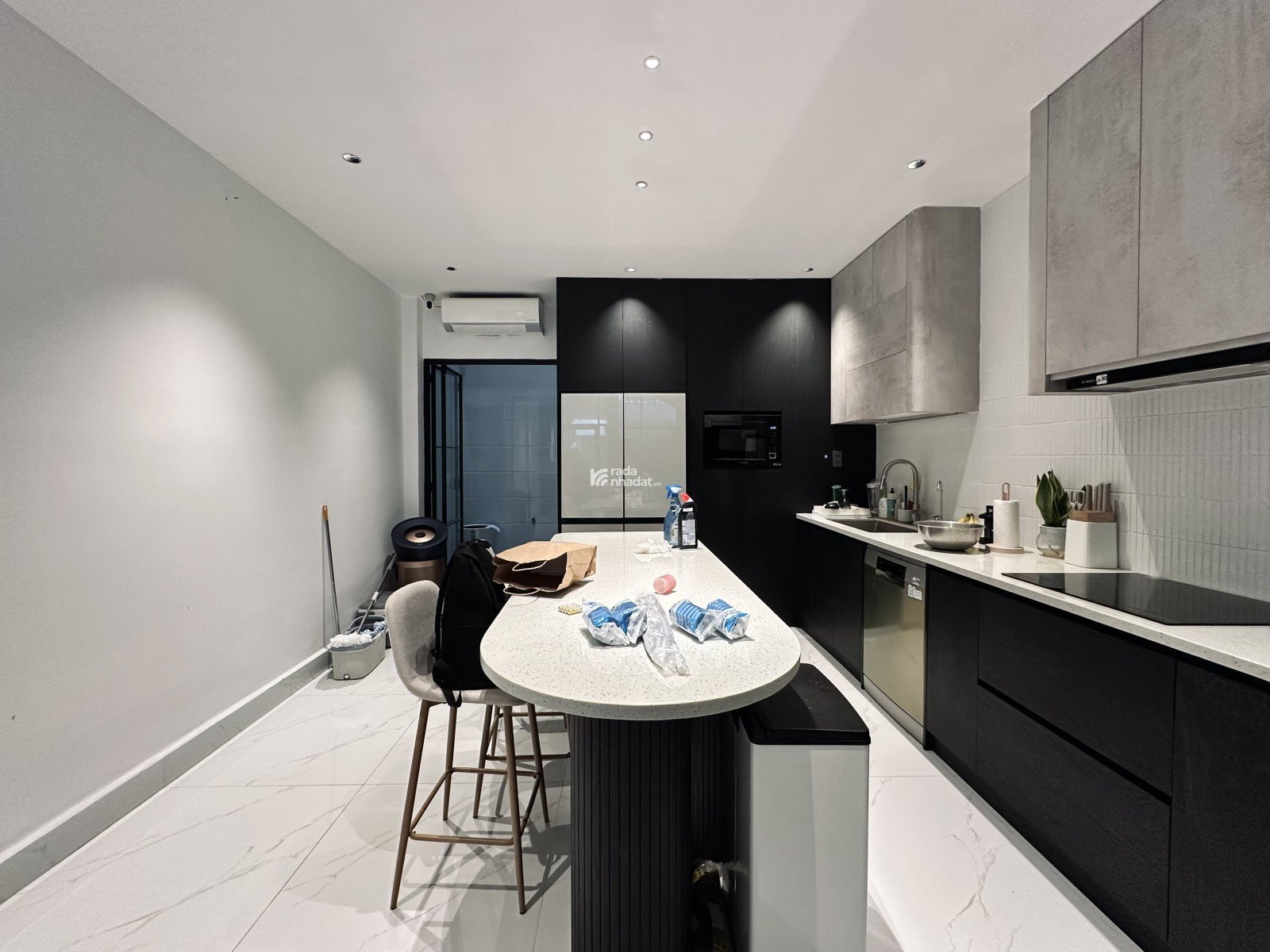 PHÚ NHUẬN - NHÀ ĐẸP 5 TẦNG 72m2 - THANG MÁY - HẺM KINH DOANH 8M - 21.9 TỶ