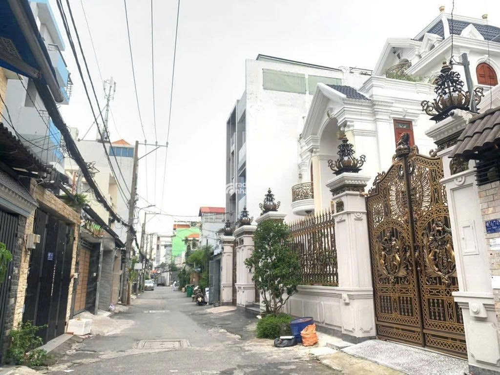 Bán nhà Quang Trung, Phường 12 Gò Vấp. 1 trệt 1 lầu. 3 phòng ngủ rộng. sân xe hơi