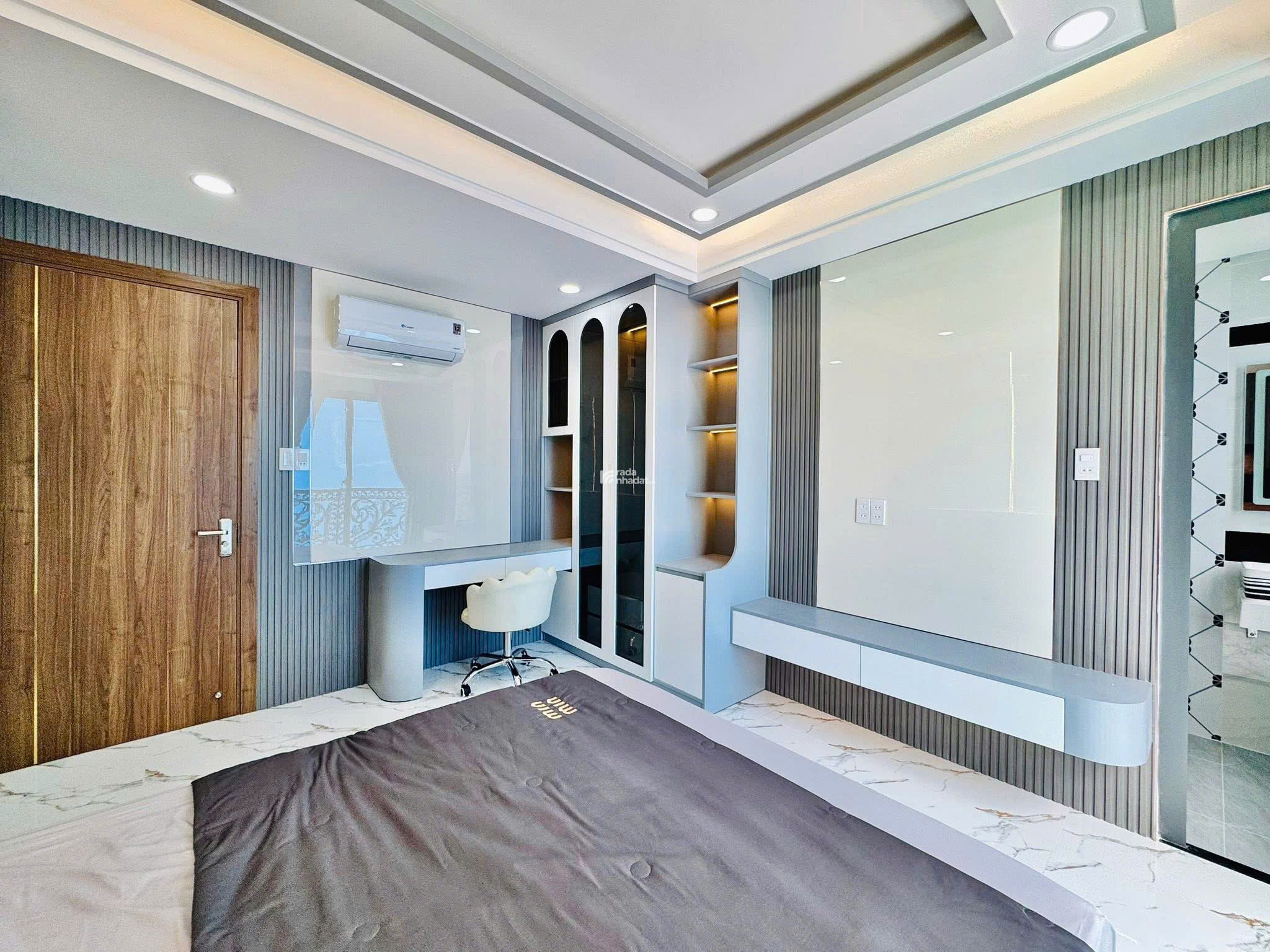 Bán nhà hẻm 84/2 Huỳnh Khương An P.5 Gò Vấp, DT 5x9m, 5 tầng. Giá 9,8 tỷ TL