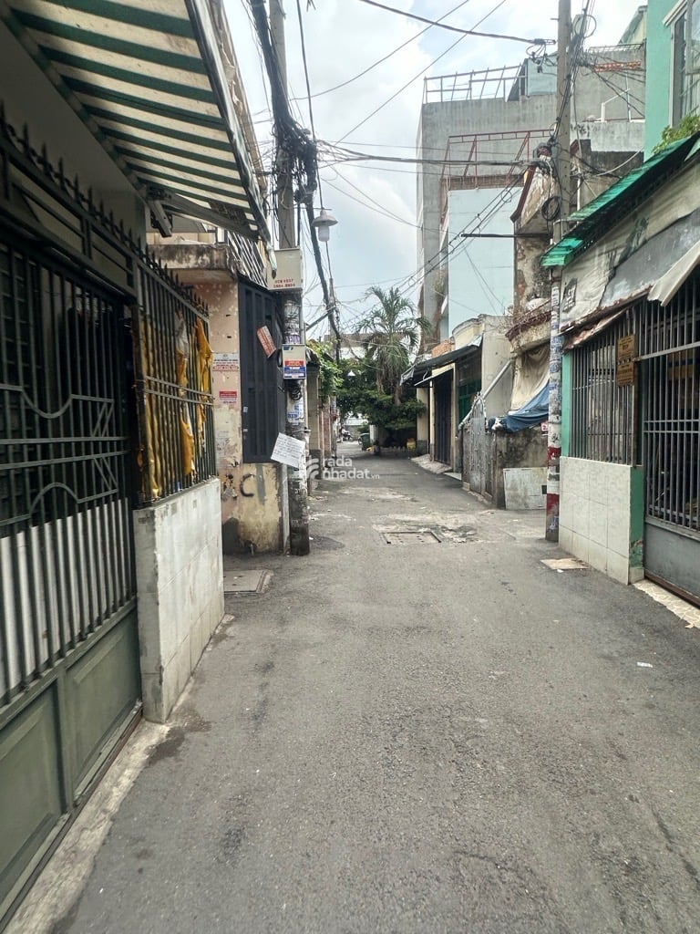 Bán nhà hxh thông - 68m2 - 3 tầng - CV Làng Hoa - Nguyễn Văn Khối Gò Vấp - 6 tỷ nhỏ