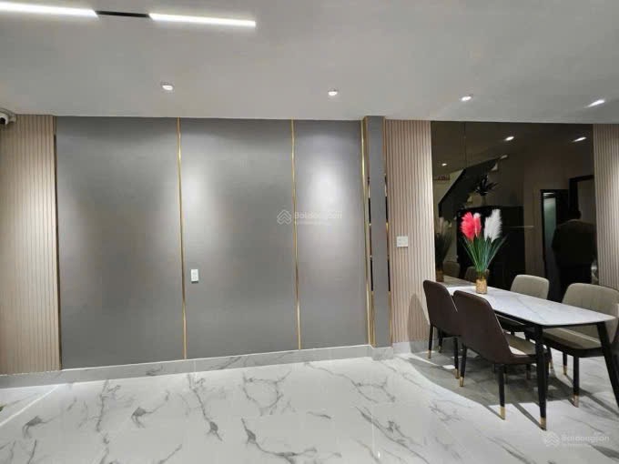 1 căn giá siêu hiếm hẻm 5m Nguyễn Oanh, Gò Vấp, gần trường ĐH, SHR hoàn công đủ giá chỉ 2 tỷ 780 TL