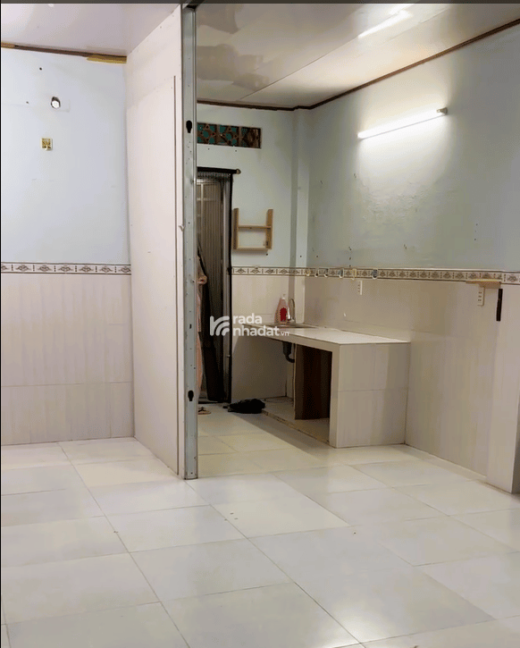 NHÀ 2 TẦNG  3 PHÒNG TRỌ – ĐỐI DIỆN HOME LAND 2, NGUYỄN DUY TRINH, BÌNH TRƯNG TÂY – THỦ ĐỨC