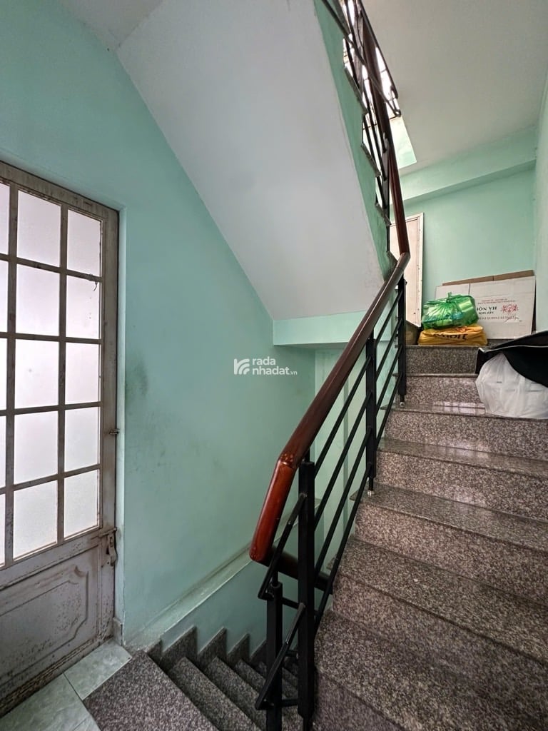 Bán Nhà Hẻm Ba Gác 3PN, Gần Bến Bình Đông Phường Phú Định Quận 8