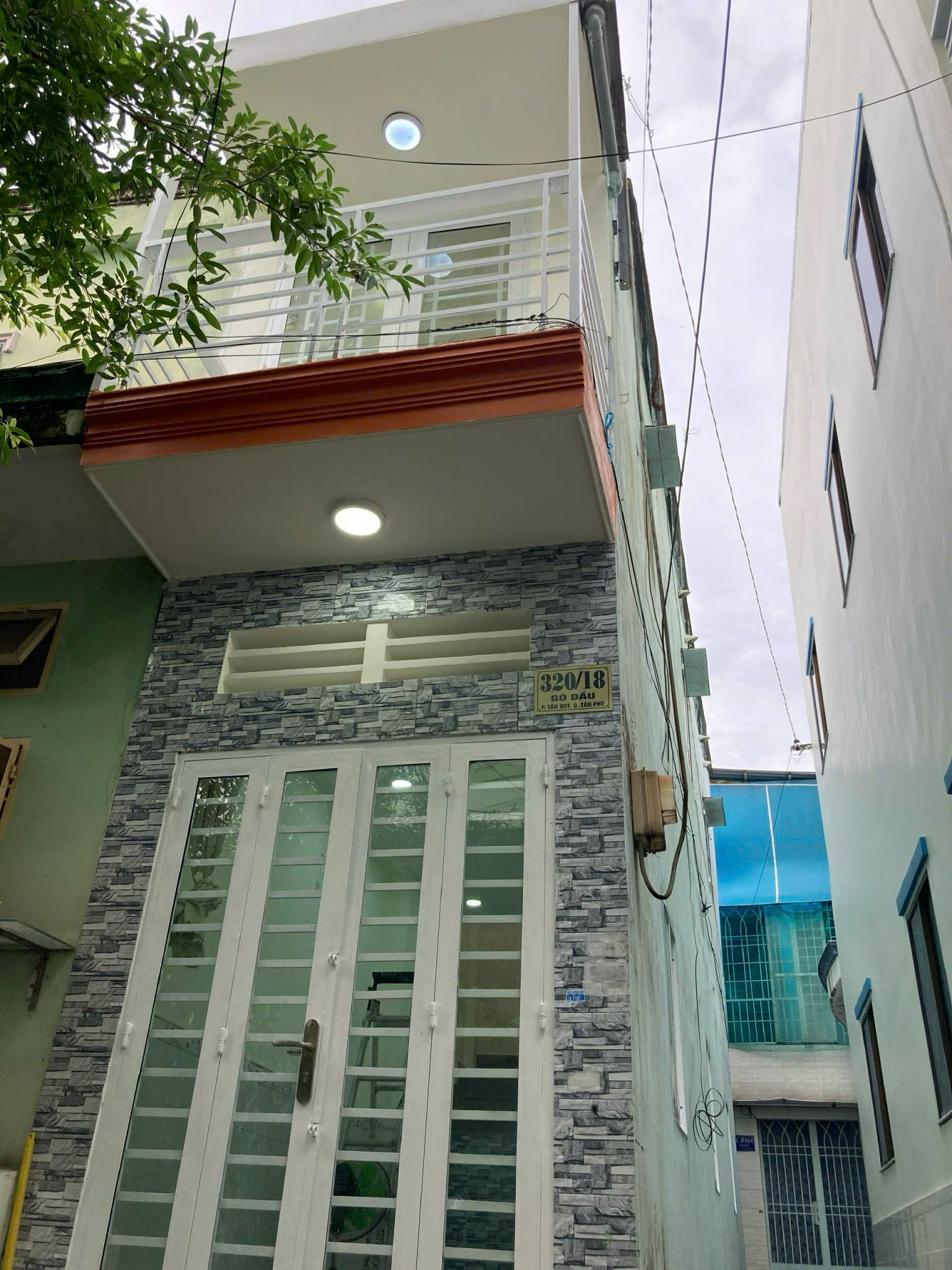 Nhà hẻm xe hơi 54m2, 2PN, đường Gò Dầu, phường Tân Sơn Nhì