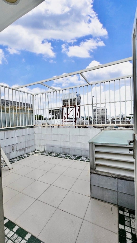 NHÀ ĐẸP Ở NGAY 4 TẦNG HẺM XE HƠI, PHÂN LÔ ĐỒNG BỘ, GẦN LÝ TẾ XUYÊN 4X17; 5,9 TỶ.