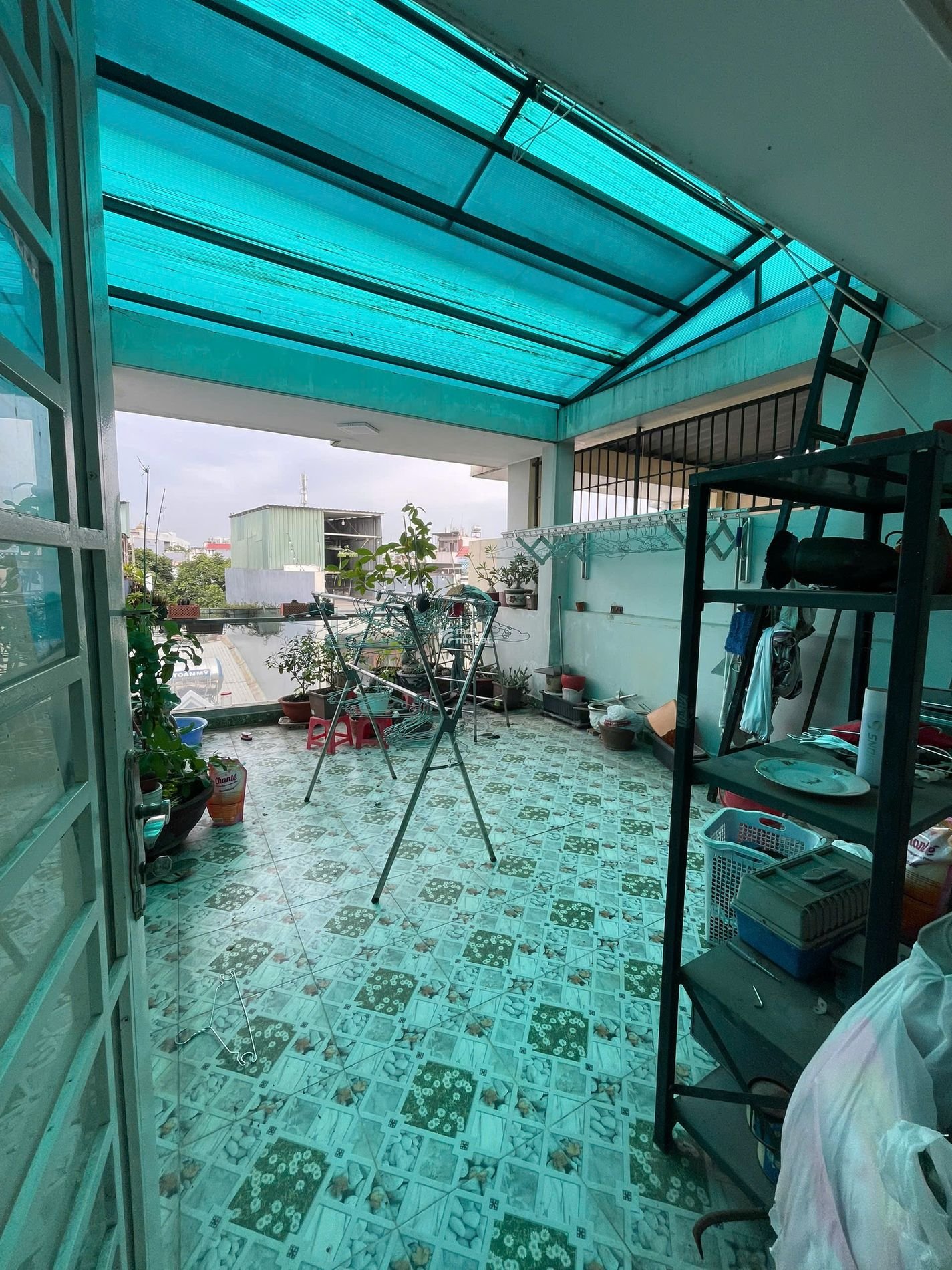 Nhà HXH Ni Sư Huỳnh Liên, 40m2, 4 tầng, chỉ 5.75 tỷ TL, Ở ngay