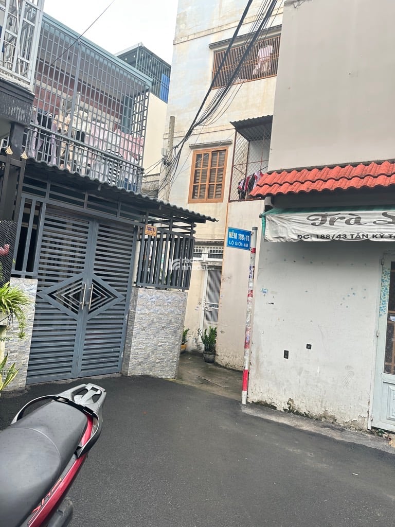 NGAY THE GARDEN TÂN KỲ TÂN QUÝ, TÂN PHÚ, CHUẨN 39M2 HIẾM CÓ. GIẢM 450TR CHỈ 3.9T TL TỐT