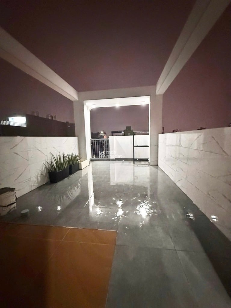 KHU TÔ HIỆU - 5 TẦNG - LÝ THÁNH TÔNG -HIỆP TÂN- TÂN PHÚ- DT: 3.5M*18M (63M2)  8 TỶ 7