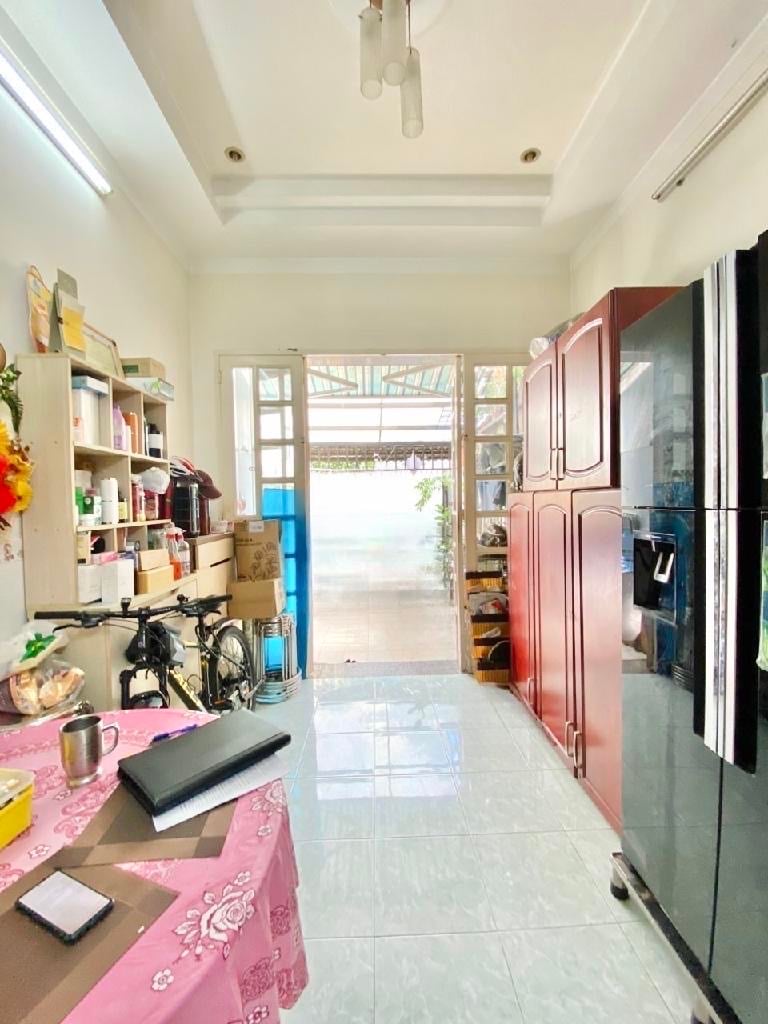 HẺM THÔNG ÔNG ÍCH KHIÊM - QUẬN 11 - VỊ TRÍ ĐẸP - 4PN Ở NGAY - 70M2 - HẺM YÊN TỈNH - NỞ HẬU - 6,6 tỷ