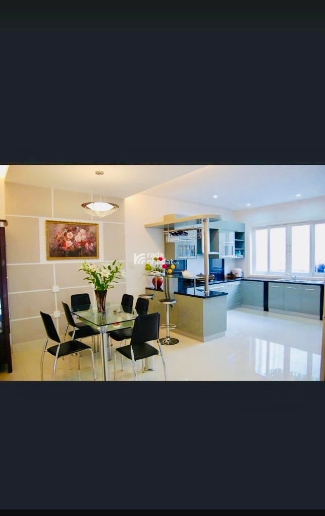 Bán Nhà Đẹp 94m2- HXH 8m. Gần Mặt Tiền Bùi Đình Túy-Rạch Xuyên Tâm. 3 Tầng Khu Vip. Giá Chỉ 17,9 Tỷ