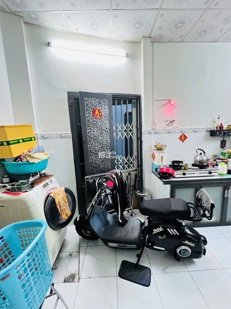 HOT HOT 1 CĂN DUY NHẤT ĐƯỜNG BÃI SẬY CÁCH 10M RA MẶT TIỀN , CĂN GÓC SHR HOÀN CÔNG ĐỦ .