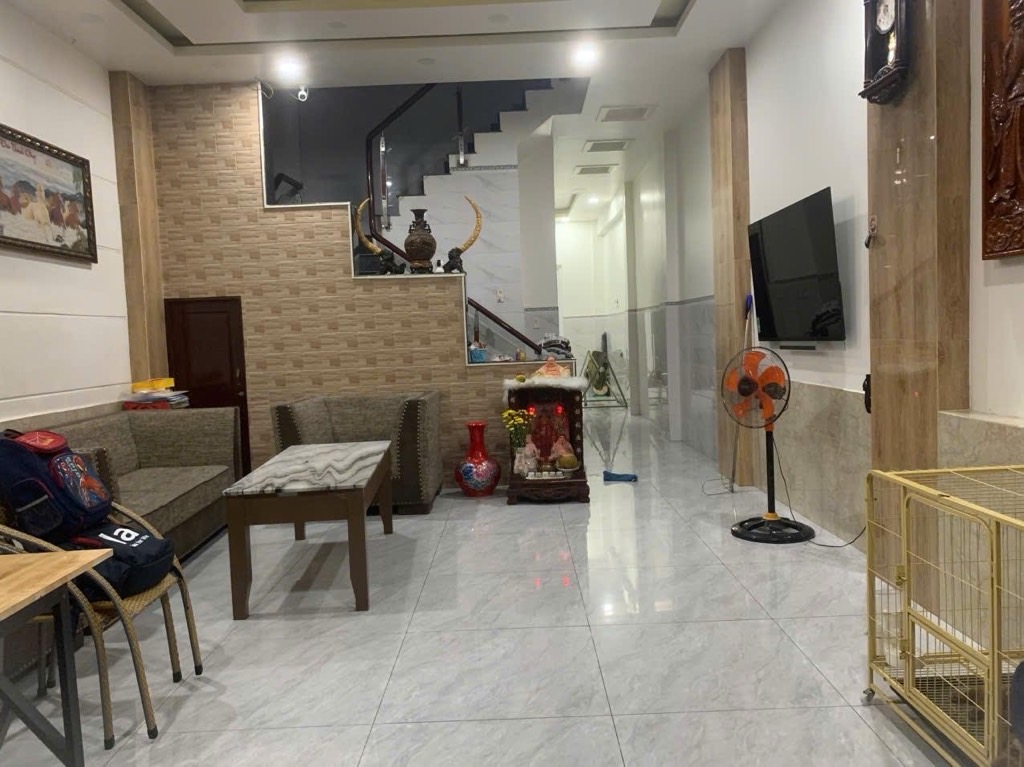 HẺM XE TẢI - VỊ TRÍ KINH DOANH - KẾ MẶT TIỀN - GẦN AEON TÂN PHÚ - 91M2