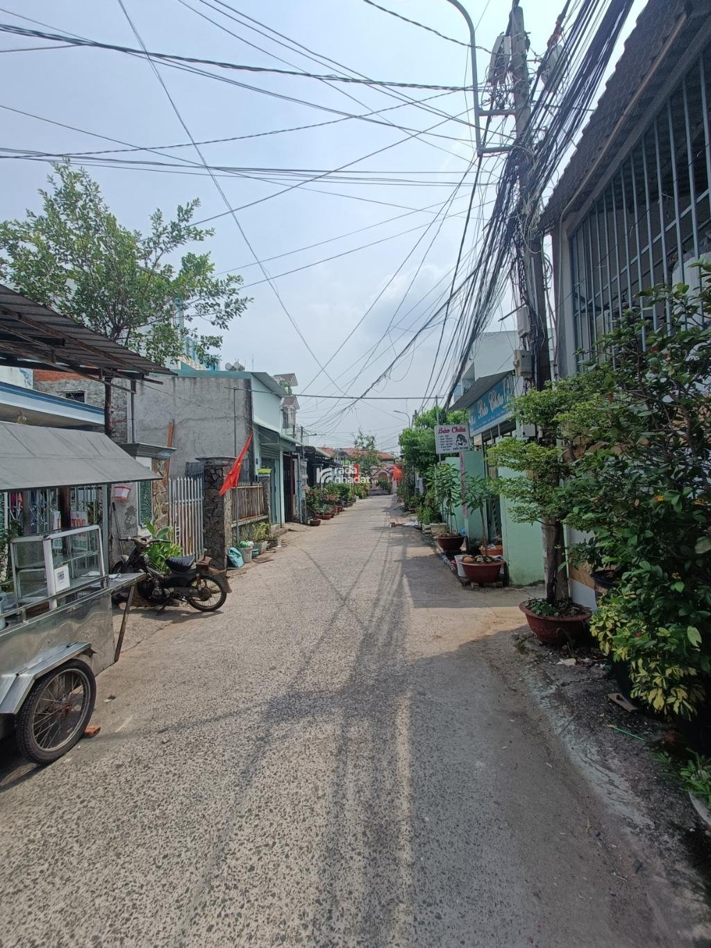 NHÀ C4 CẠNH GX LONG THẠNH MỸ, DT 75M2 GIÁ 4.9 TỶ, SÁT VINHOMES Q9 Đ. NGUYỄN XIỂN 