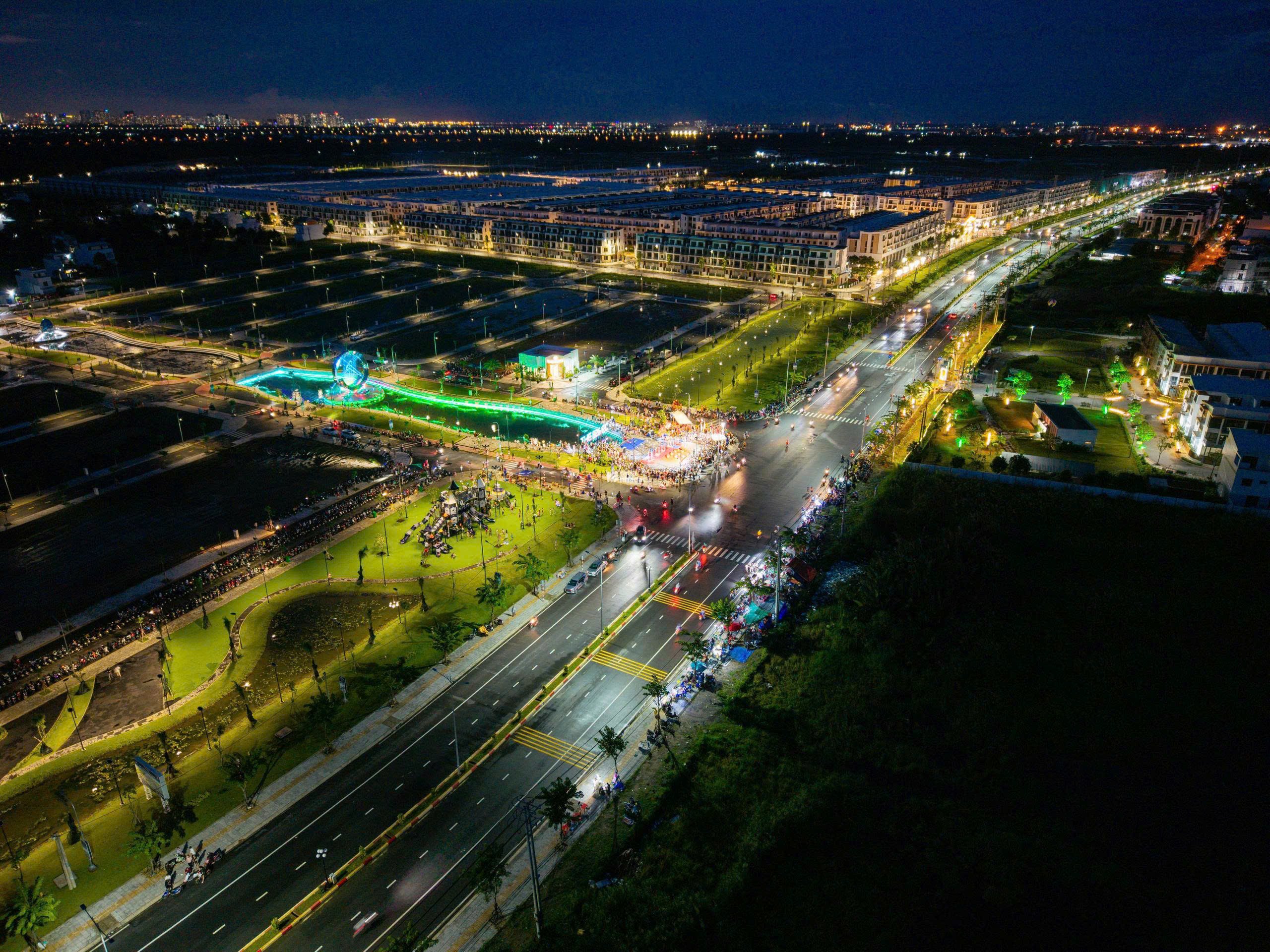 CÂU CHUYỆN VỀ MỘT QUYẾT ĐỊNH ĐẦU TƯ DỰ ÁN THE 826 EC