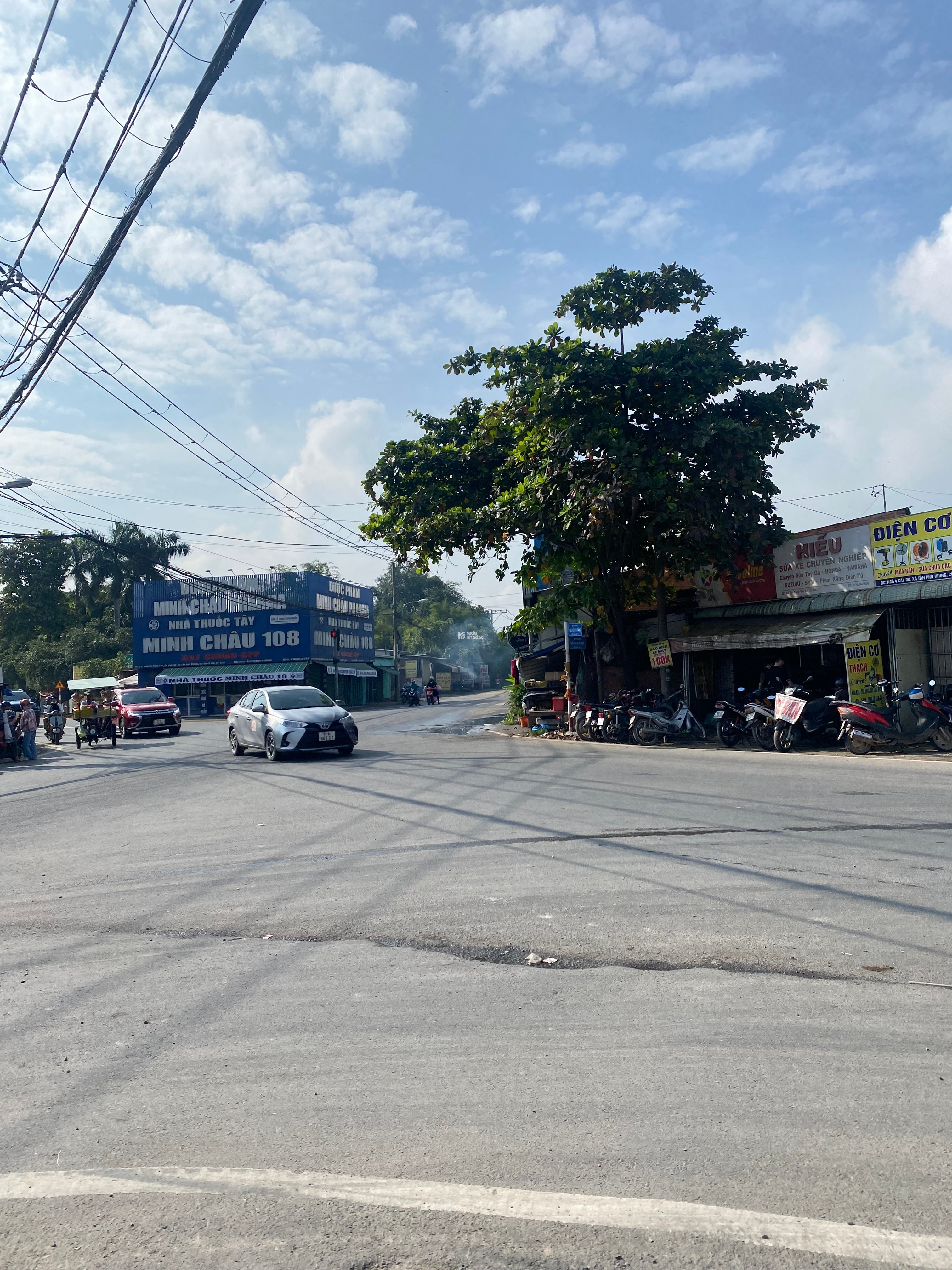 Gần quốc lộ 22, 2MT 5X23m,giá 1ty5, sổ hồng riêng,thổ cư , nhựa 8m, đông dân cư , gần kcn 