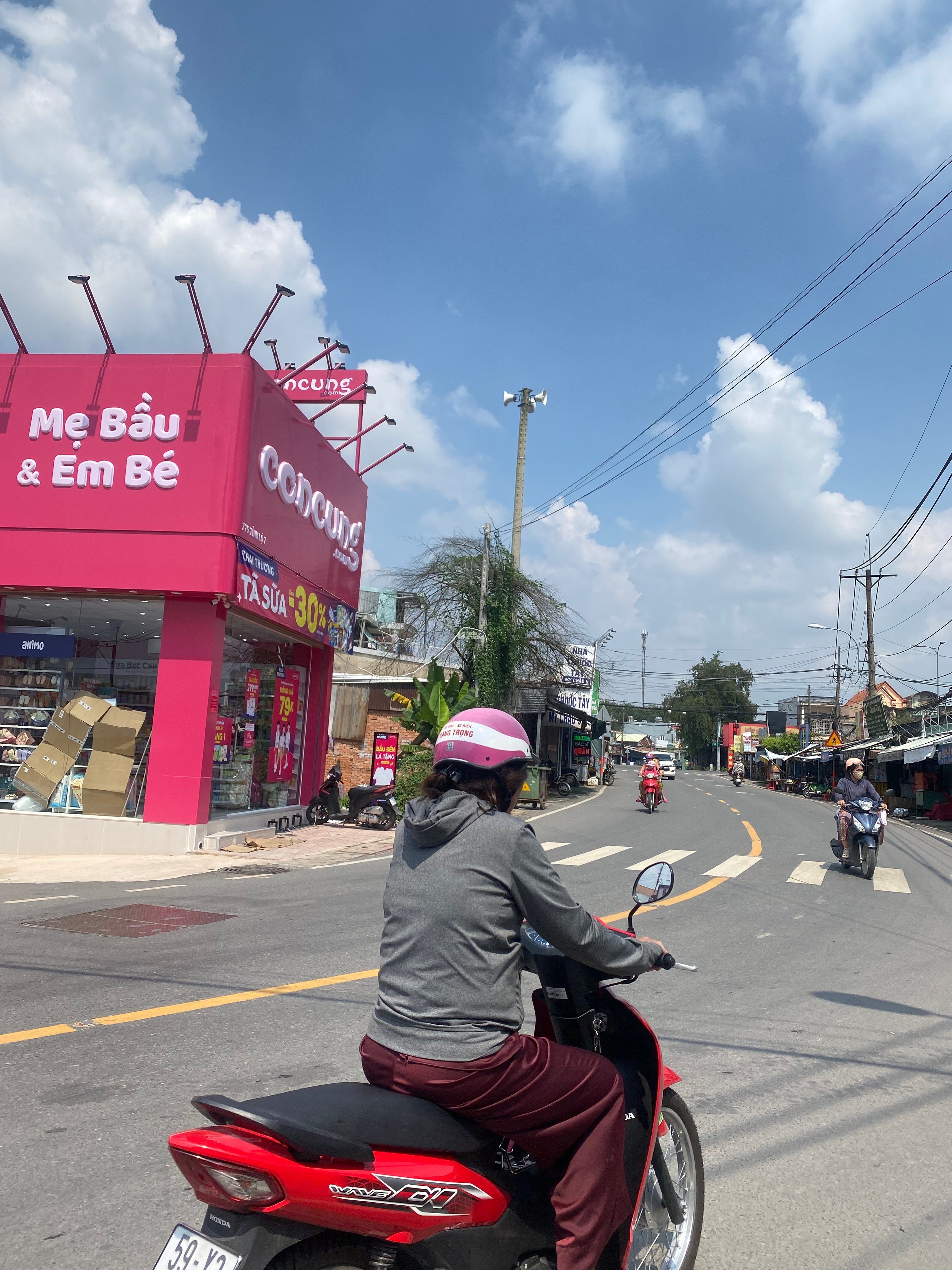 Gần quốc lộ 22, 2MT 5X23m,giá 1ty5, sổ hồng riêng,thổ cư , nhựa 8m, đông dân cư , gần kcn 