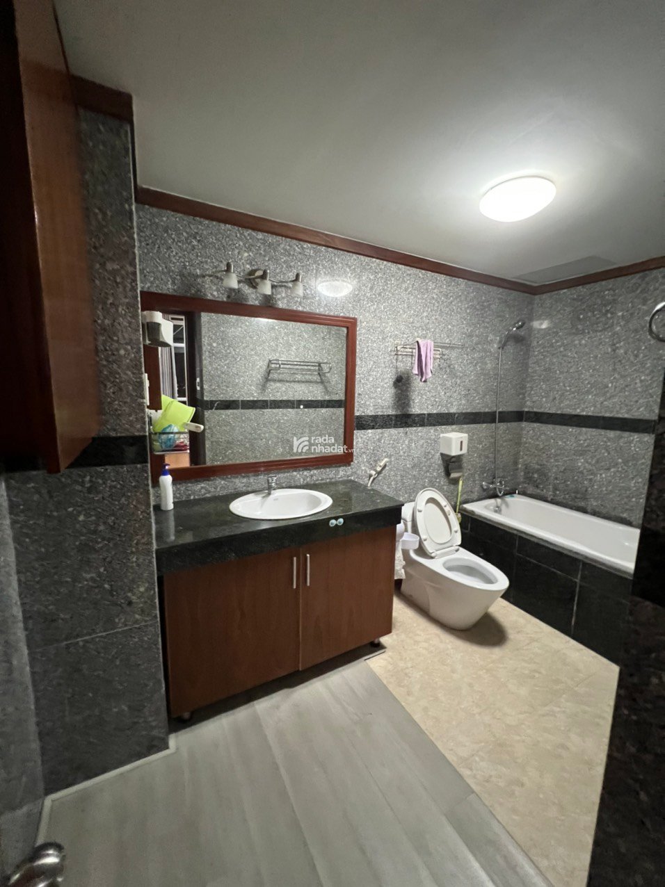 CHÍNH CHỦ CẦN BÁN CĂN GIAI VIỆT CÓ NỘI THẤT