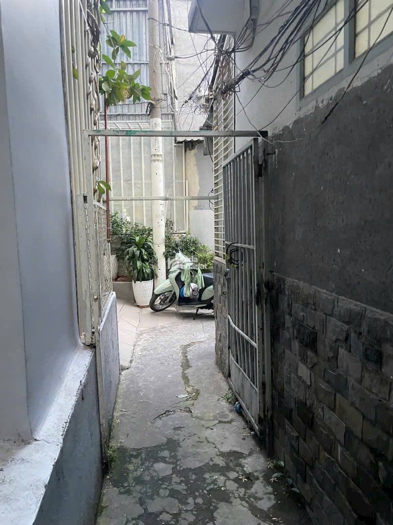 PHÚ NHUẬN - 58.8m2 - GẦN MẶT TIỀN ĐƯỜNG HOA - CHỈ 6.3 tỷ - CHỦ NHIỆT BÁN