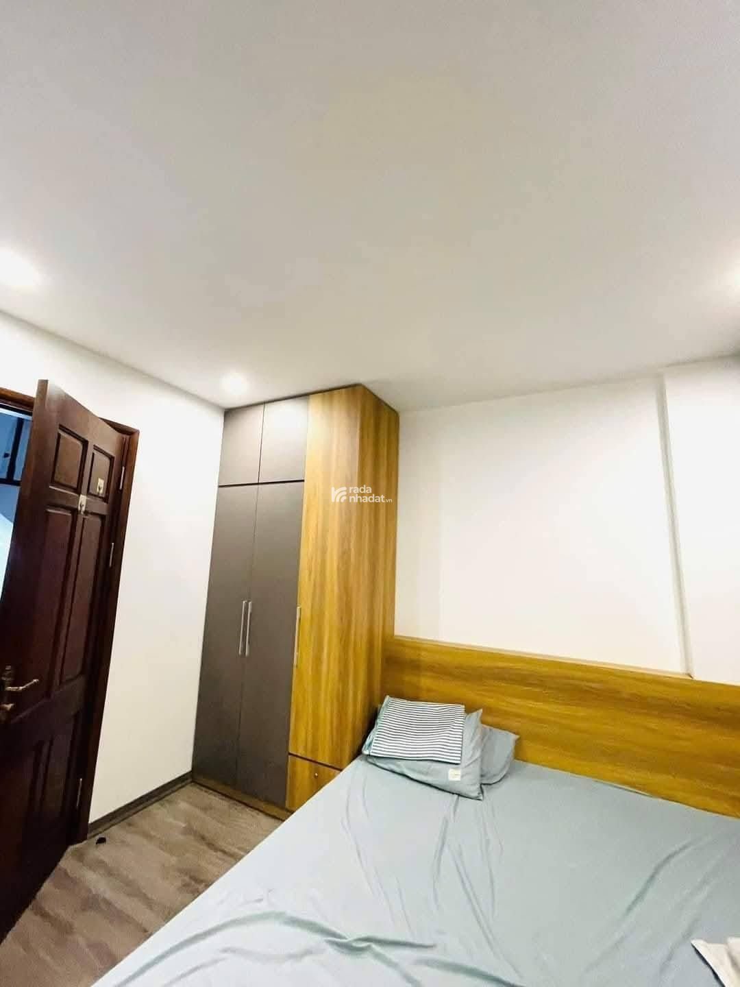 Chính chủ cần bán căn hộ chung cư 116m2 tại Đường 32 Hoài Đức 3 ngủ 2 vệ sinh full nội thất