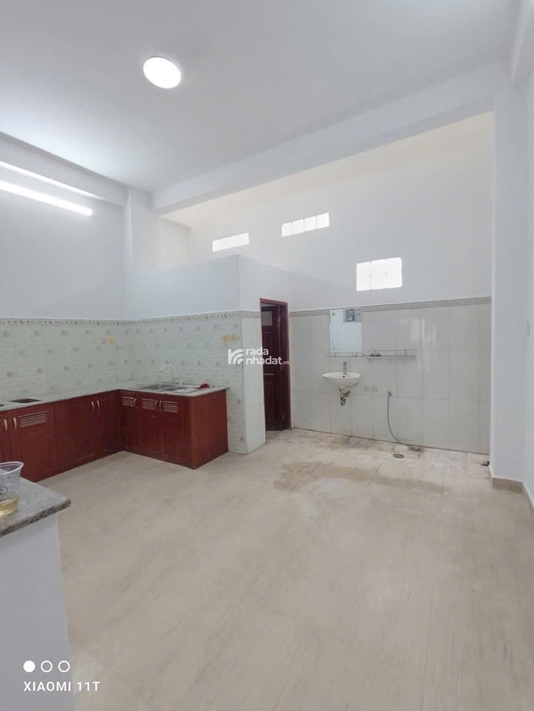 NHÀ ĐẸP Ở NGAY 4 TẦNG HẺM XE HƠI TRÁNH NHAU SÁT MT KHA VẠN CÂN 5X16 CHỈ 7,38 TỶ.