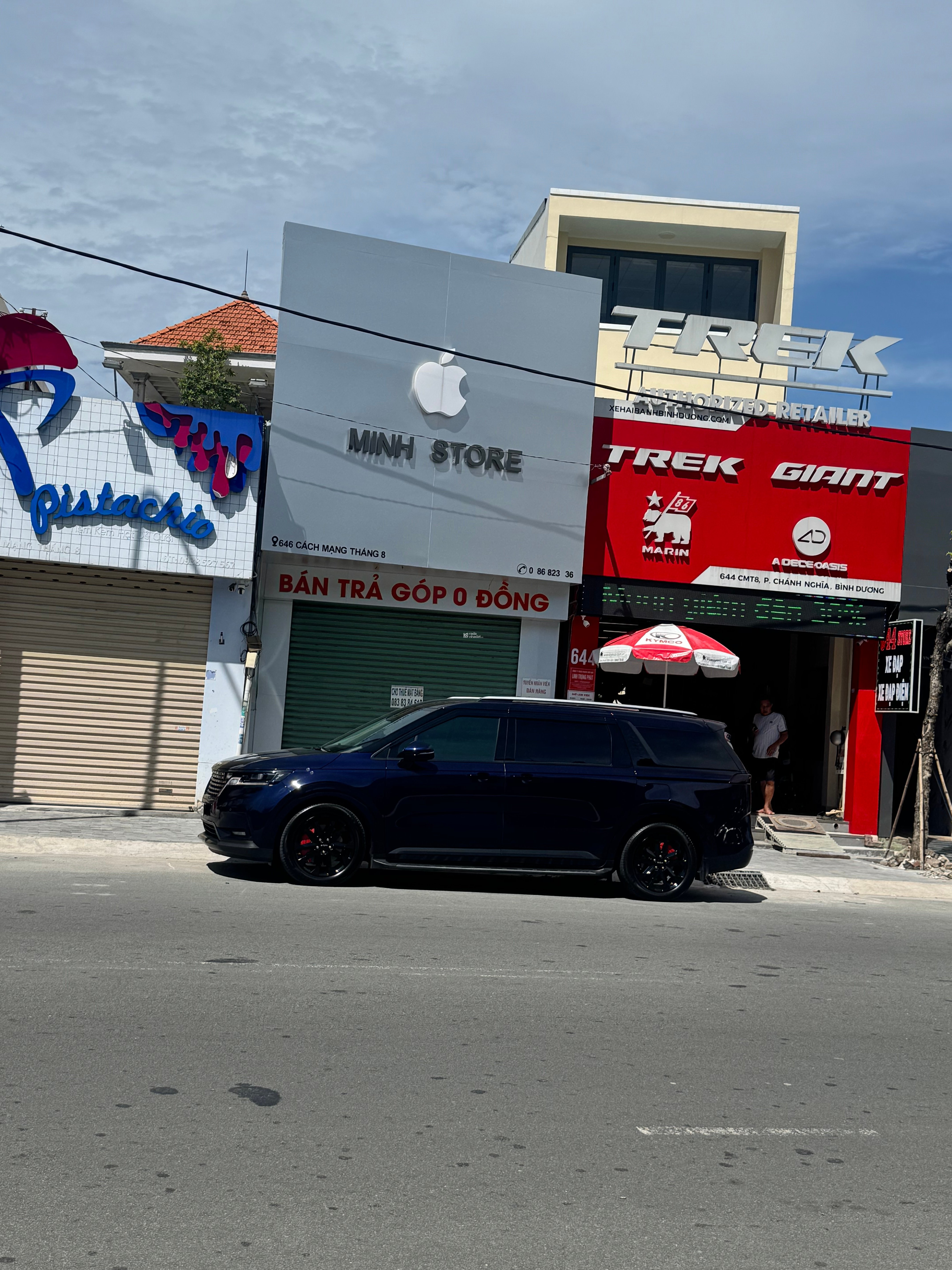 Chính chủ cần bán đất mặt tiền đường CMT8