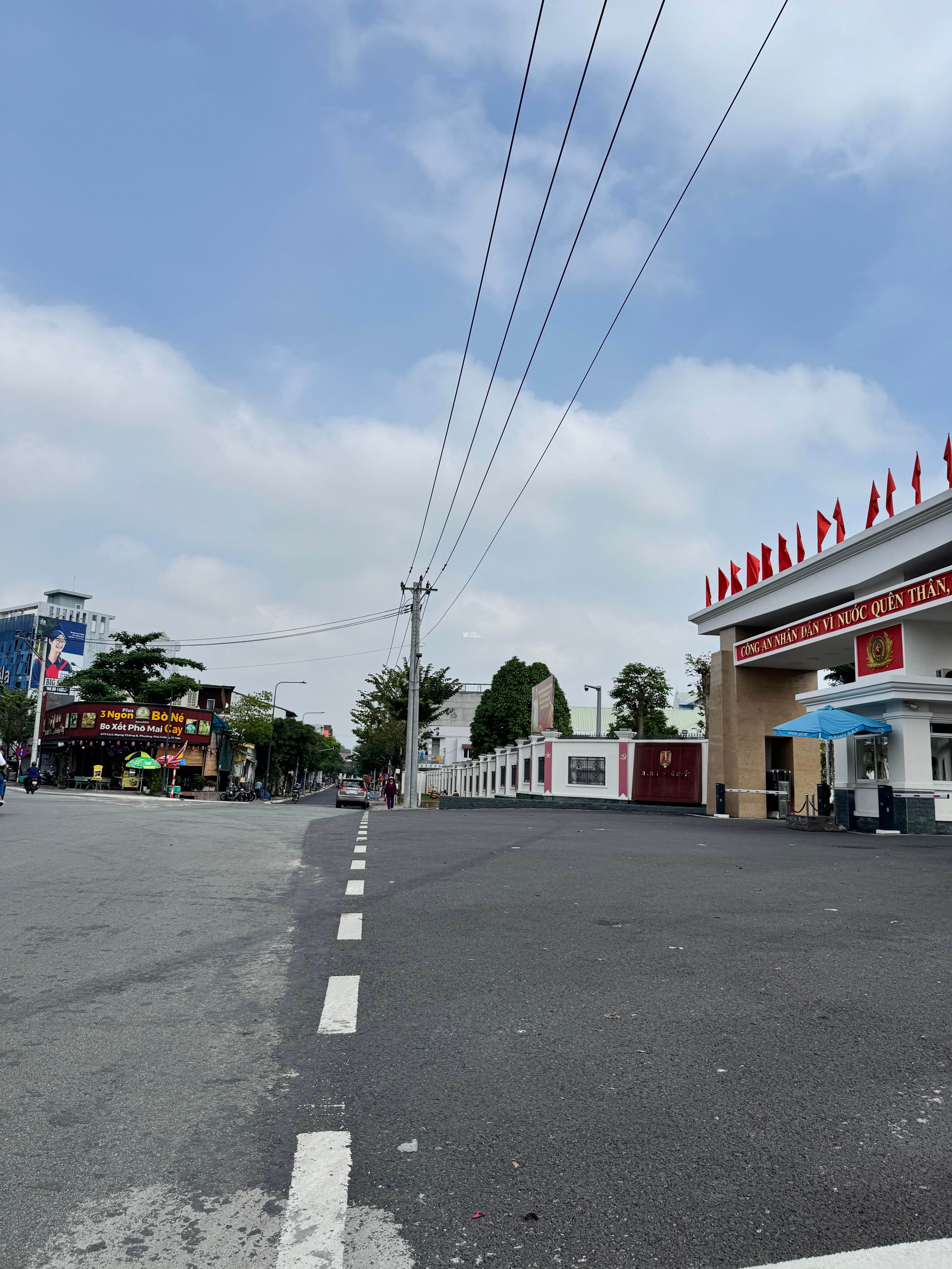 Chính chủ cần bán đất mặt tiền đường CMT8