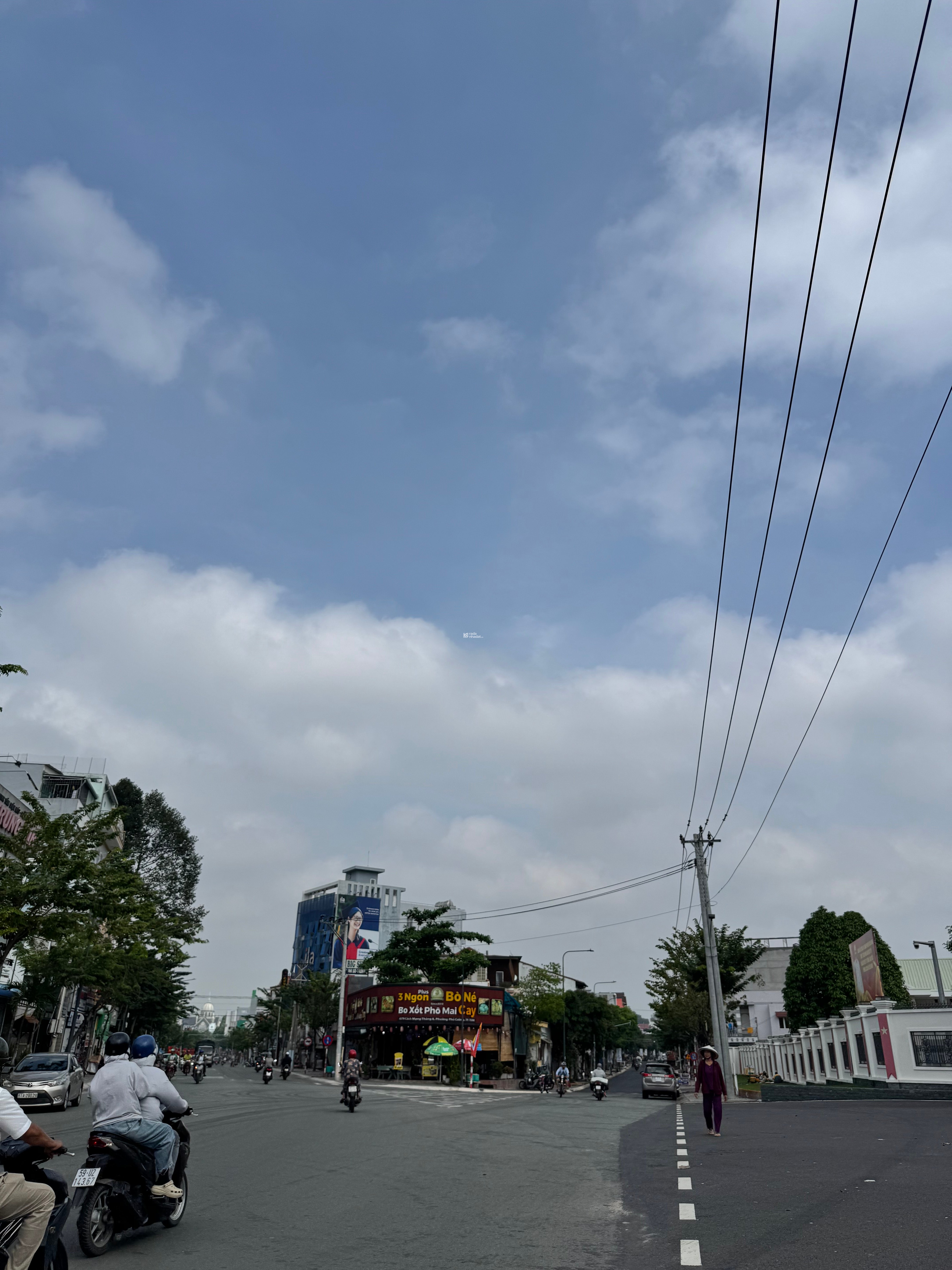 Chính chủ cần bán đất mặt tiền đường CMT8