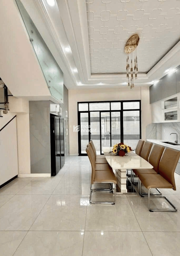 Trường Thọ, Thủ Đức, 110m2 6,65 tỷ, Hẻm thông, nhà sáng gió