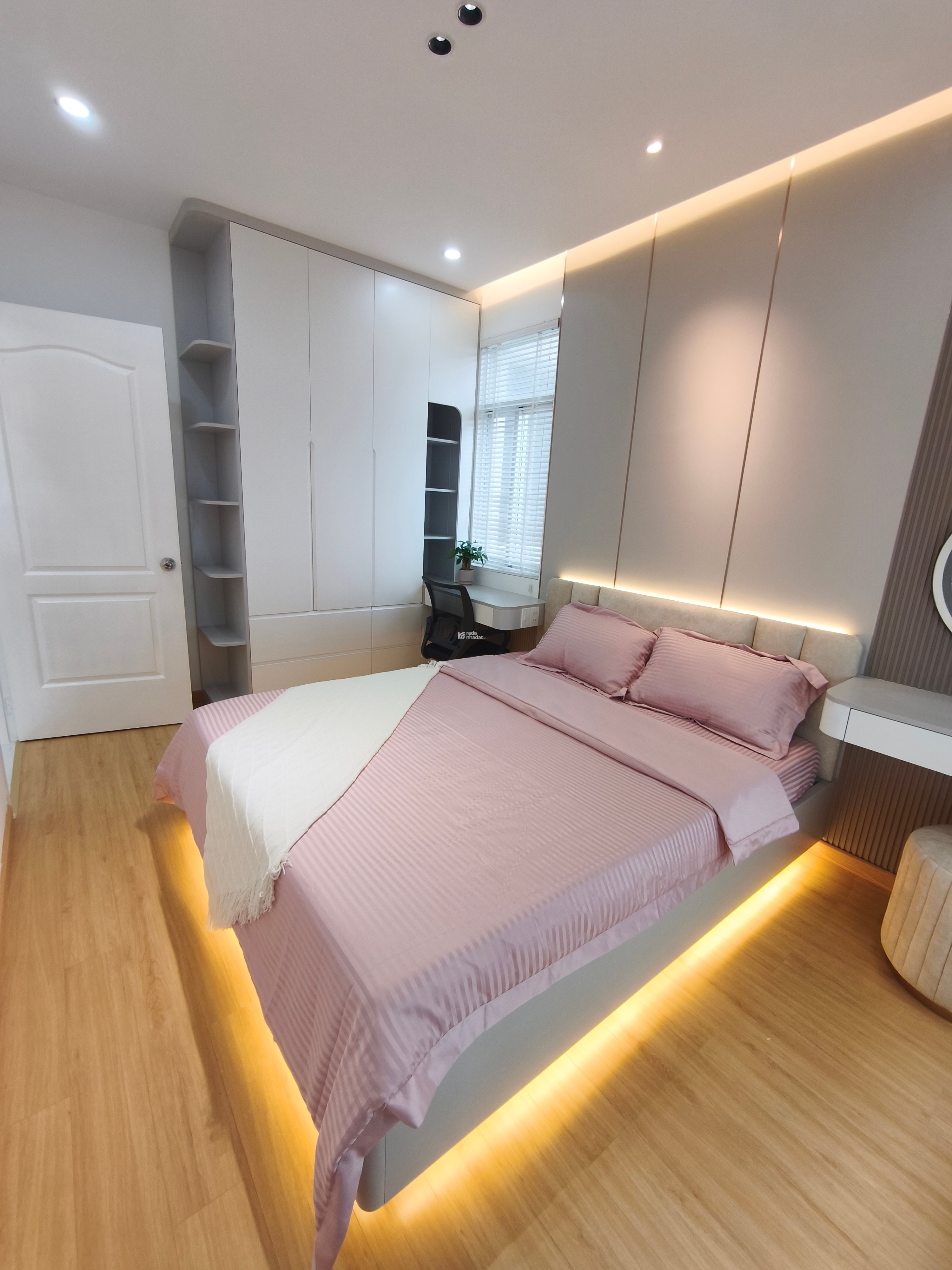 CHO THUÊ GẤP CH SKY GARDEN 3 - 2PN/2WC - FULL NỘI THẤT MỚI 100% - NHÀ ĐẸP