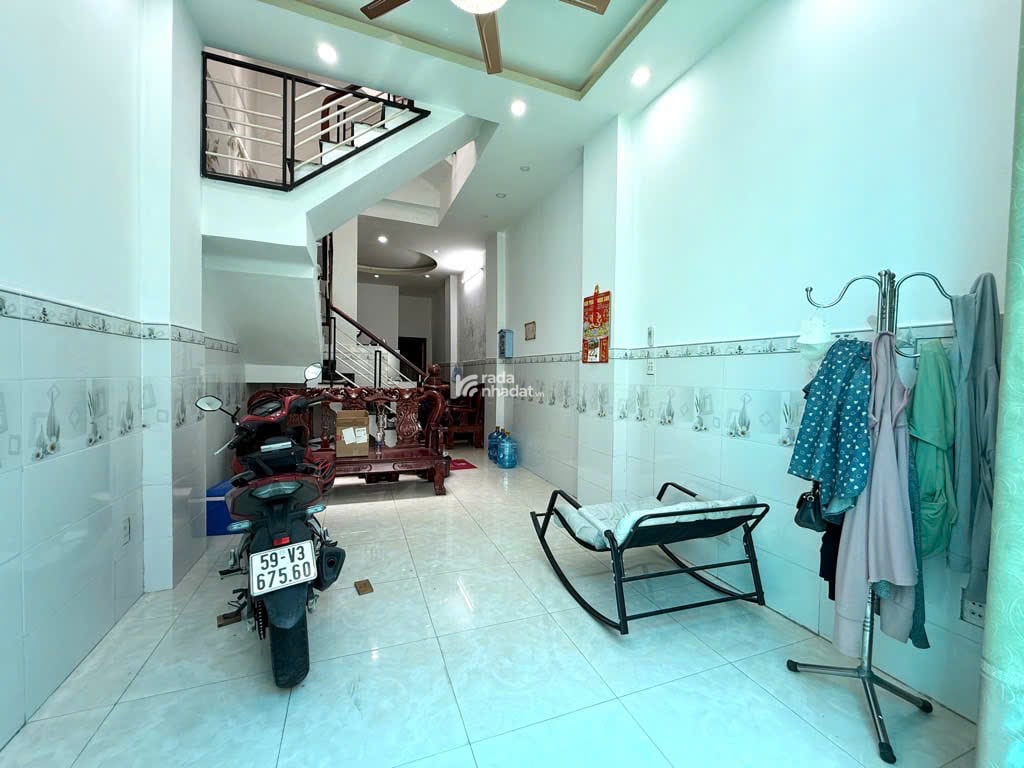 Nhà Phố 3 Tầng Mercedes Đậu Trước Nhà Thống Nhất P 11 Quận Gò Vấp