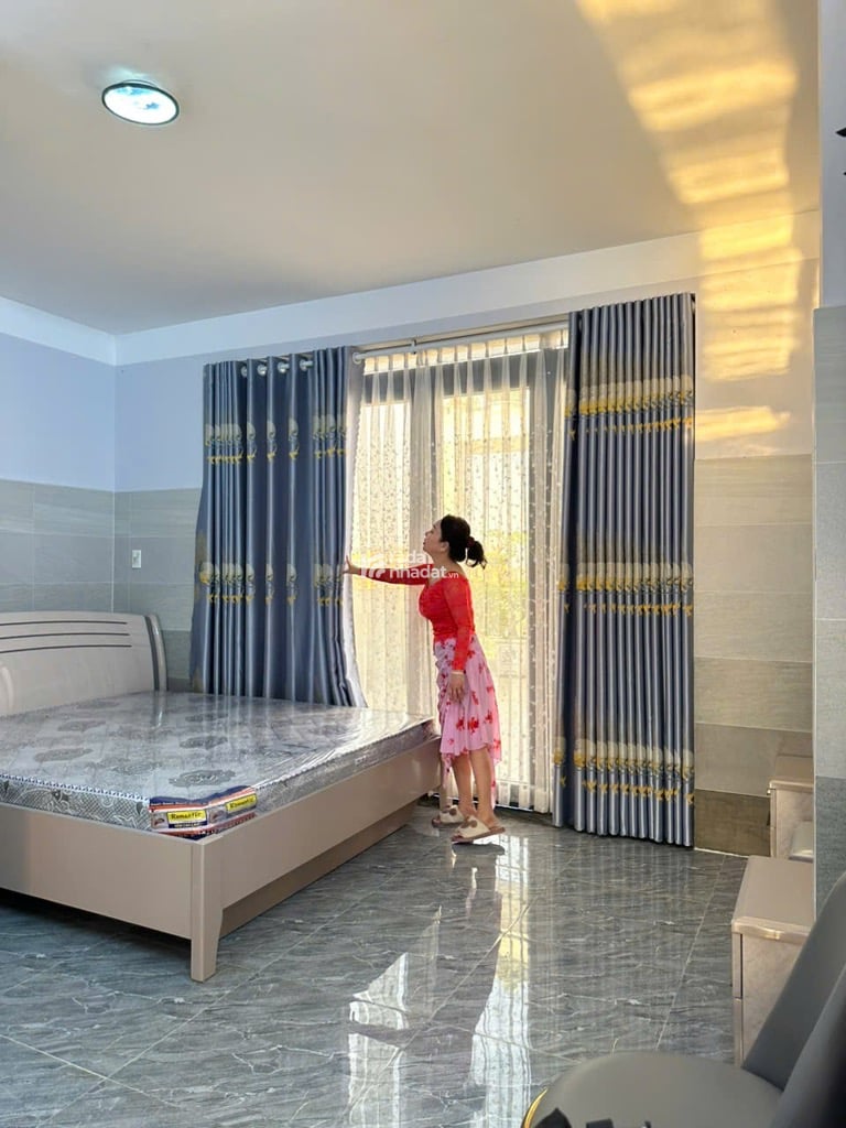 BÁN CHDV LÊ CƠ BÌNH TÂN 157M2 NGANG KHỦNG 7.7M 5 TẦNG CÓ HẦM THANG MÁY DÒNG TIỀN 60TR/TH CHỈ 24 TỶ